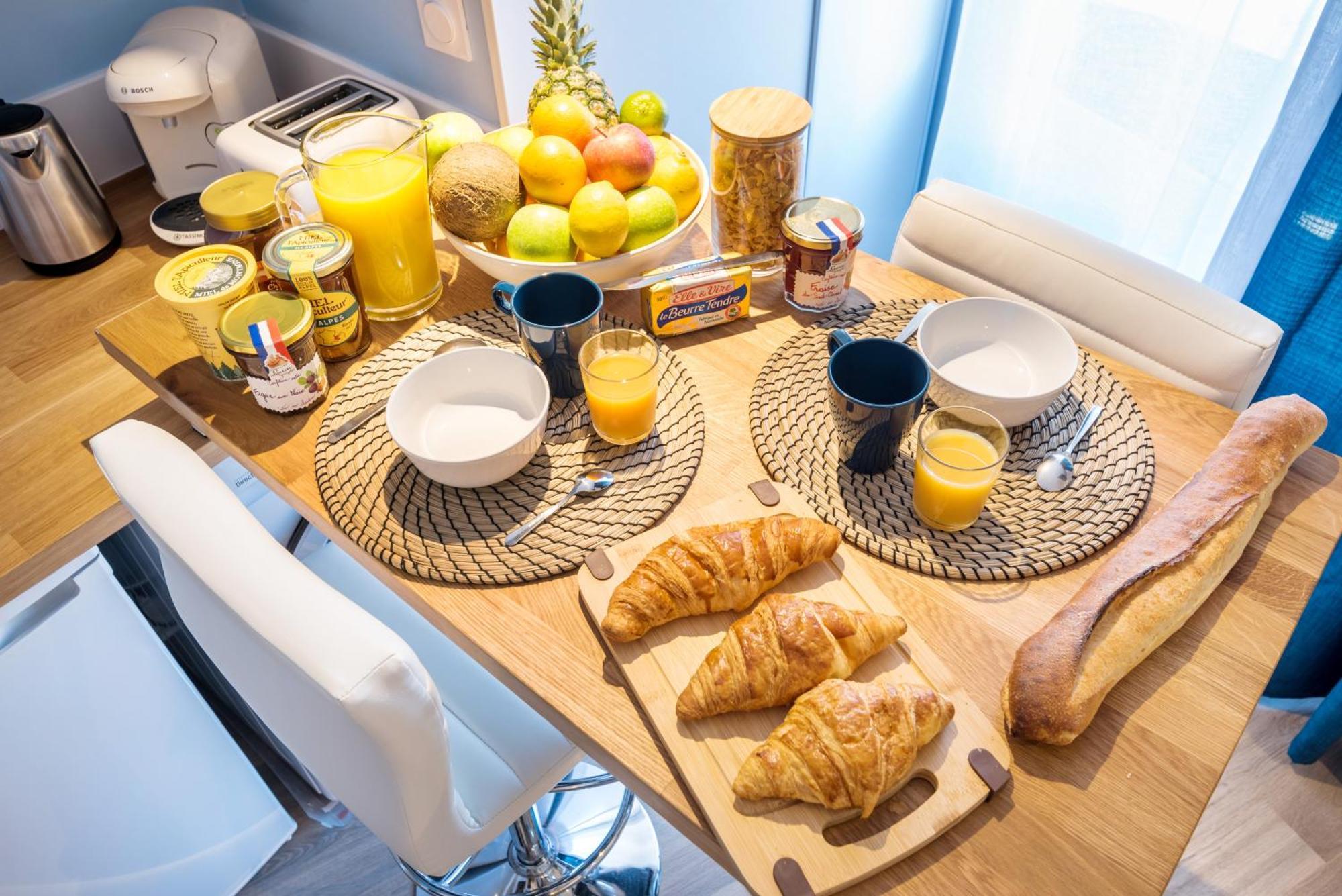 Apartament Super Chazelles - Metro - Hopitaux Lyon Sud Saint-Genis-Laval Zewnętrze zdjęcie
